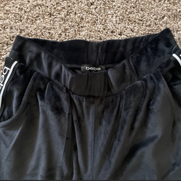 SOLD - NWT Bebe Sport Black Velour Jogger - Large - Picture 9 of 14